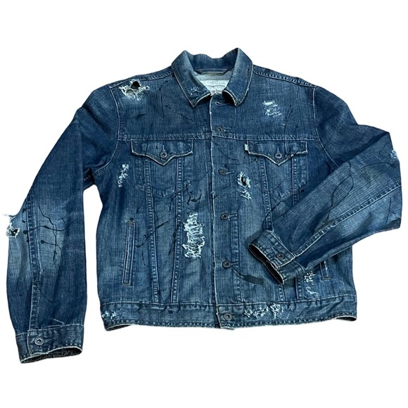 CLOSING SALE - Custom Levi's Demin Trucker Jacket - Picture 2 of 10